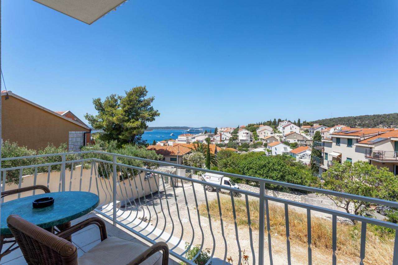 Apartments Luksa - Zf Hvar Hvar Town Exterior foto